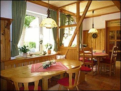 Gasthaus & Pension Zum Hirsch Gehlberg Dış mekan fotoğraf